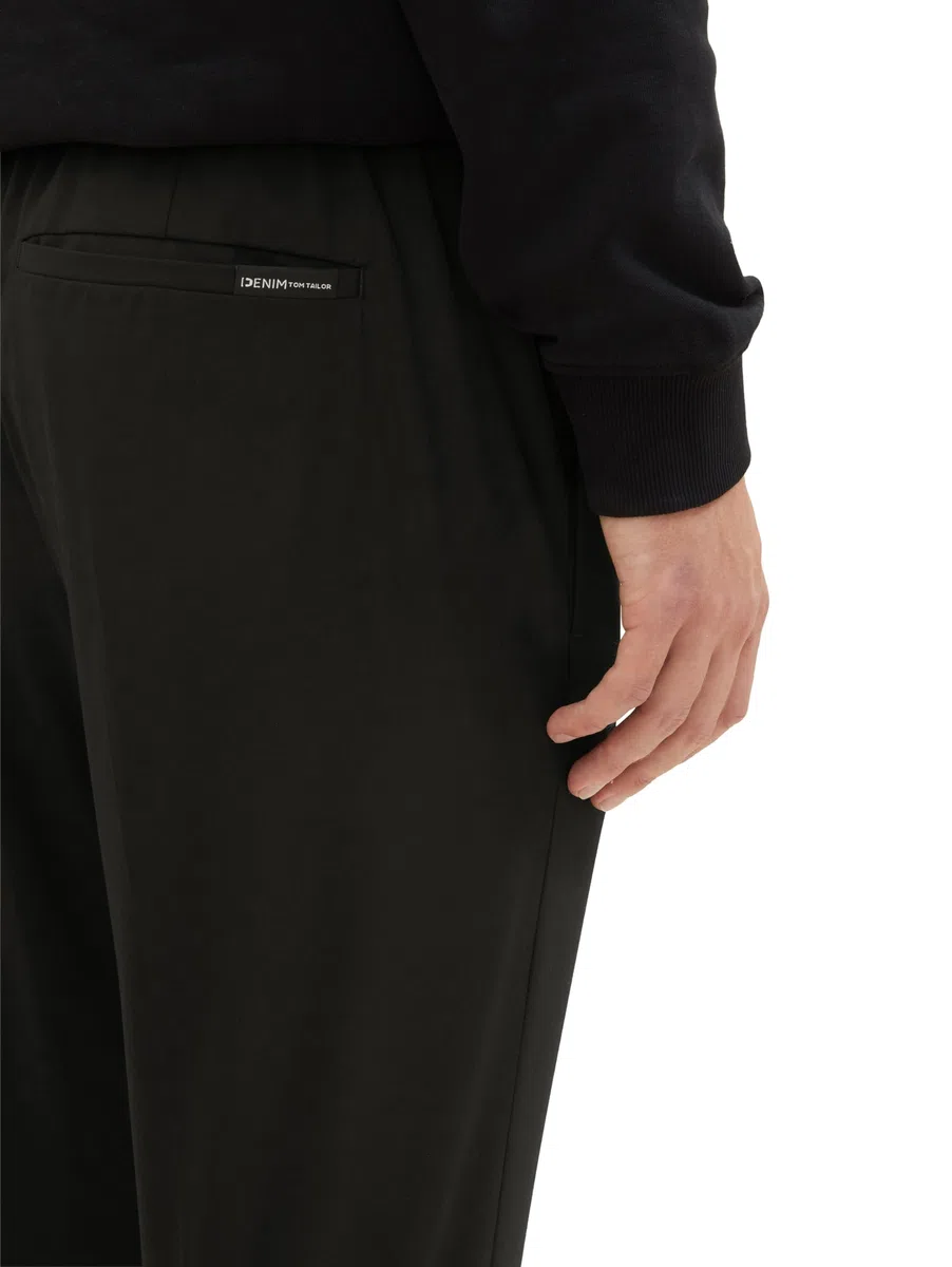 Tom Tailor Denim Herren Relaxed Tapered Fit Hose in Ankle-Länge