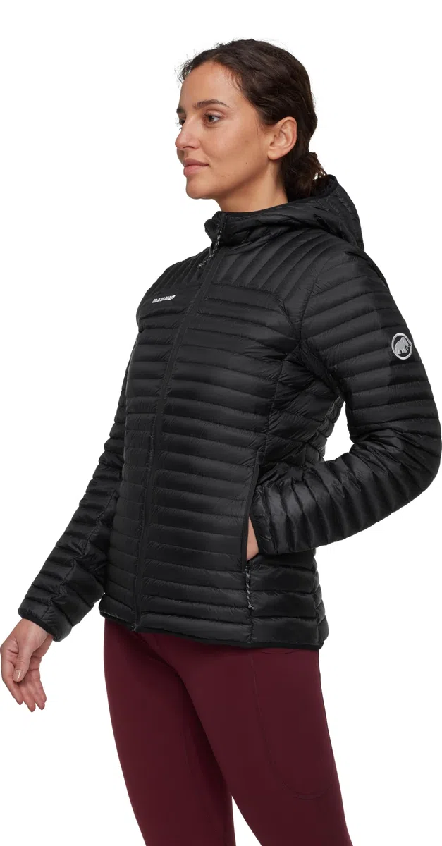 Mammut Damen Broad Peak Light in Hooded Jacket Women Jacke (1er Pack)