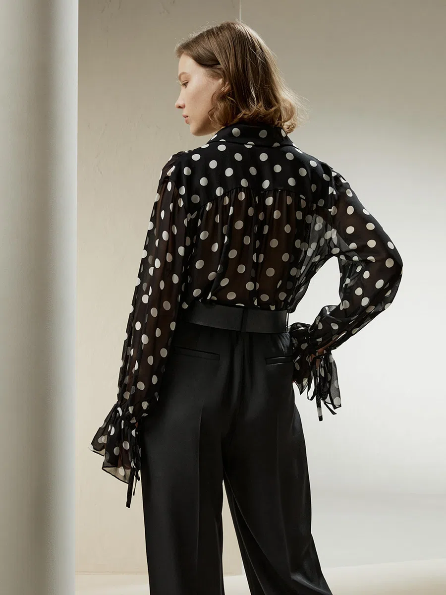 LilySilk Damen Seidenhemd Frauen weiße Dot Print Bluse mit Schleifen Ärmeln und Rüschen Knopfleiste am Knopfverschluss leicht und glatt