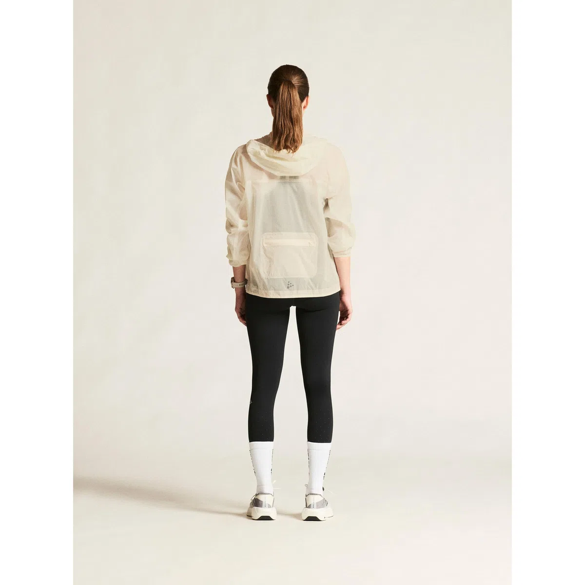 EAN Damen Hypervent Light Windjacke