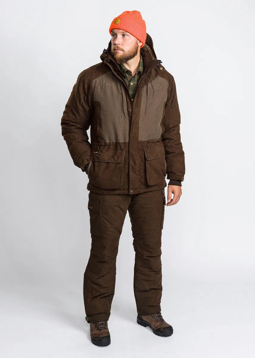 Pinewood Herren Abisko Småland 2.0 Jagd Jacke - Jagdjacke Herren - wind- und wasserdicht - bequeme Passform mit abnehmbarer Kapuze und anderen praktischen Details