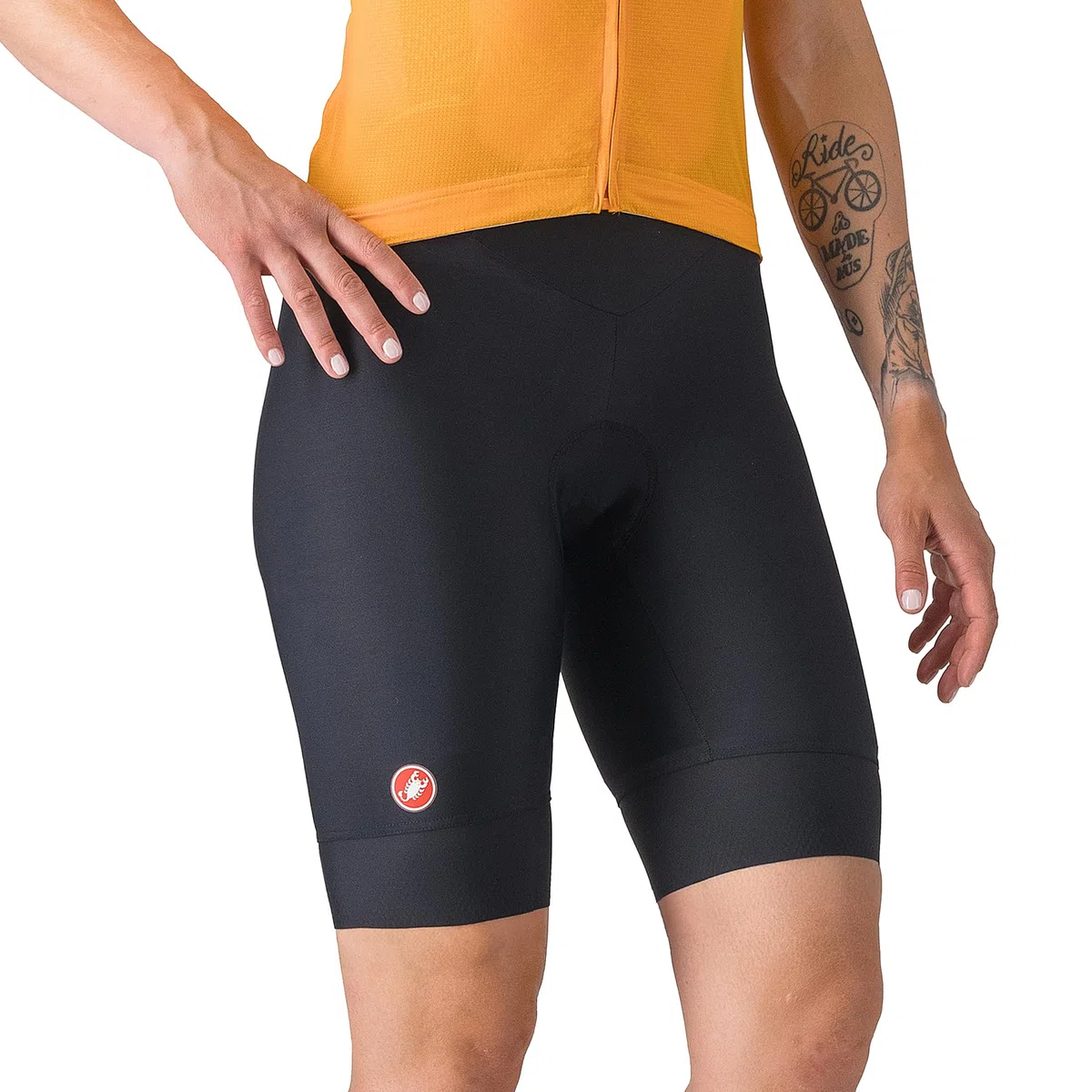 CASTELLI Prima 2 DT Trägerhose für Damen, Endurance-Shorts für Rennrad und Gravel-Biking, Sitzpolster und reflektierende Reiter mit hoher Sichtbarkeit